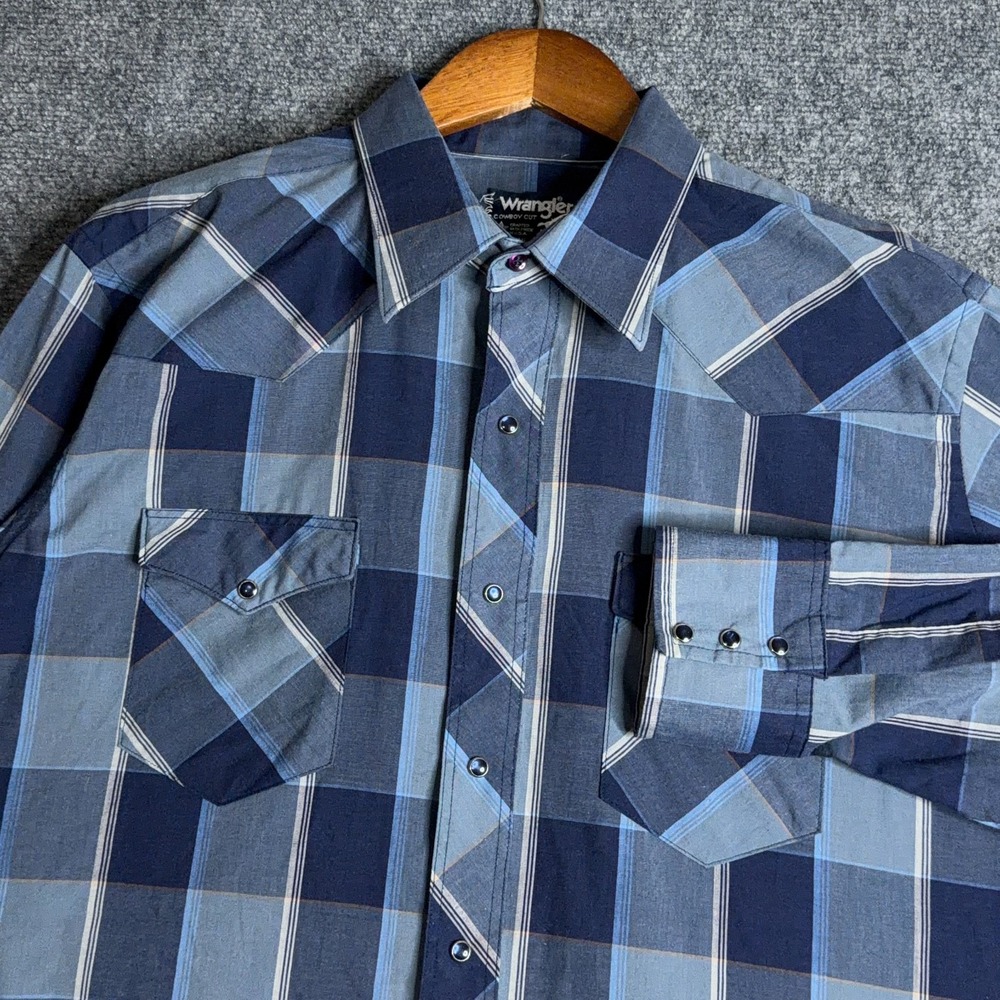 Vintage Wrangler Cowboy Cut Shirt Mens 17.5x36 Blue Plaid Long Sleeve Pearl Snap